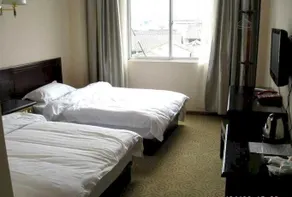 Tengchong Yinhai Hotel - Image 3