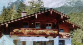 Larcheck - Image 3