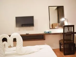 Fabhotel Prudent - Image 5
