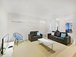 Nautical Narrabeen Beach House - Image 2