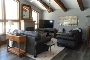 Cedarview Chalet - Image 5