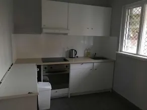 Maddington House Unit C - Image 2