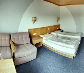 Danzer - Image 4