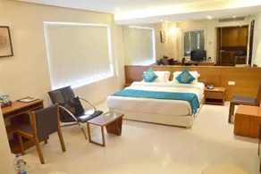 Oyo Premium Chappan Dukan Suites - Image 3
