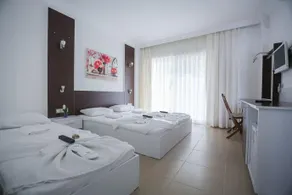 Bosprina Hotel - Image 3