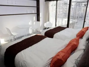 Osaka Entire House with Jacuzzi - Image 5