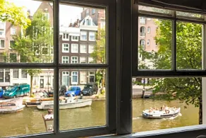 Canal Wow Suites Amsterdam - Image 5