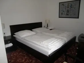 Hotel Zámek Valec - Image 4