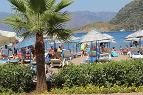 Kontes Beach Hotel - Image 4