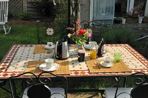 La Pie Grieche - Image 3