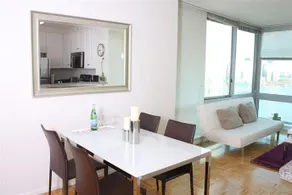Liberty Towers by Dharma Home Suites - Image 4
