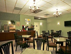 Days Inn Oxford Mississippi - Image 3