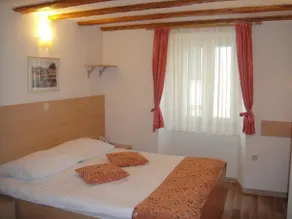 Old Town Suites - Image 4
