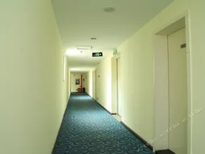 7Days Inn Guiyang Yellow River Road - Image 4