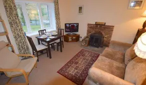 Glen Fyne Cottage - Image 2