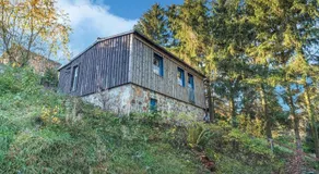 Stunning Holiday Home in Güntersberge near Lake - Image 2