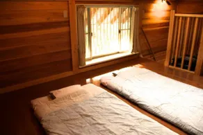 INA Riverside Guesthouse - Image 4