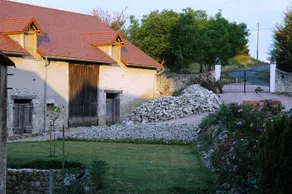 Le Manoir de Presle Chambres d'Hote - Image 2