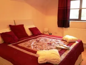 Racecourse Guest House - Image 3