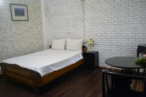 White Lion 2 Hotel - Image 5