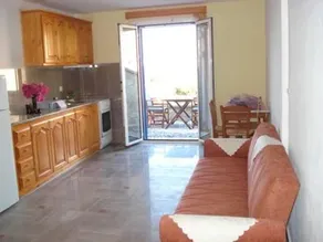 Karterados Beach Apartments - Image 5