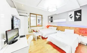 VIP Hotel - Image 4