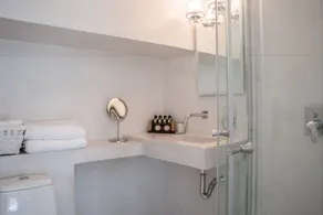 Andros Luxury House - Image 2