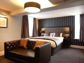 The Angel Hotel - Image 3