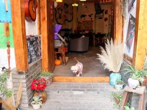 Xi Chang Blooming Azalea Hostel - Image 4