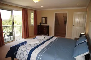 Boobook Manor - Image 3
