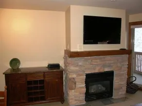 Powderhorn Lodge 210: Blazing Star Suite - Image 3
