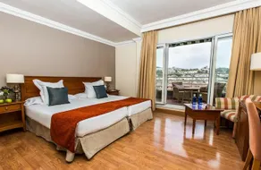 Leonardo Hotel Granada - Image 2