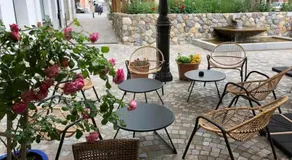 Hotel Bar Des Sports - Image 2