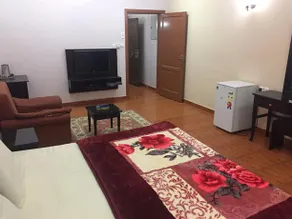 Al-Mawasem Al-Arbaa Hotel Suites - Image 3