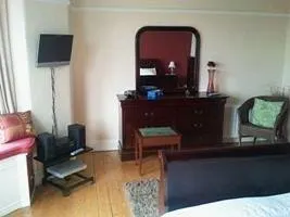 Ballycastle Cottage - Image 4