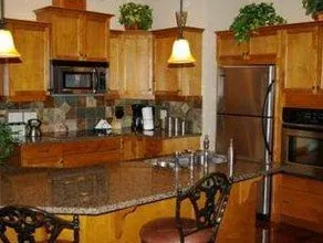 SnowBird Lodge - Image 4