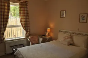 The Glen House Country Accommodation - Image 5