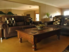 Ukutula Lion Lodge - Image 3