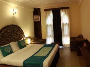 OYO Rooms Near Main Square McLeod Ganj - Image 4