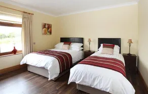 Fairview House - Image 5