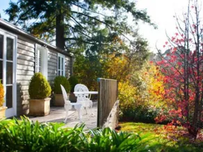 Illour House - Image 1