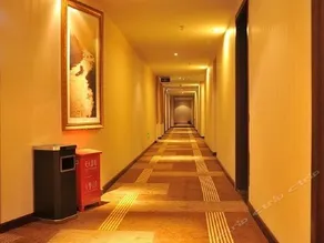 Marriott Star Hotel - Image 4
