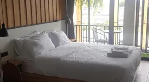 Saya Loft Hostel Lopburi - Image 2