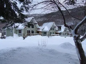 Kindlewood Chalets - Image 2