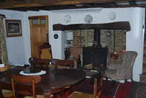 Bower Farm House - Image 2