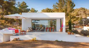 Surf House - Image 3