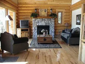 Canadian Mountain Lodging Kimberley - Image 5