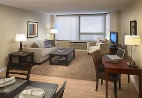 Oakwood at Millennium Park Plaza - Image 2