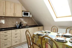 Green Park Villa - Image 2