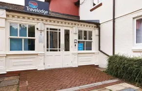 Travelodge Cardiff Whitchurch - Image 4